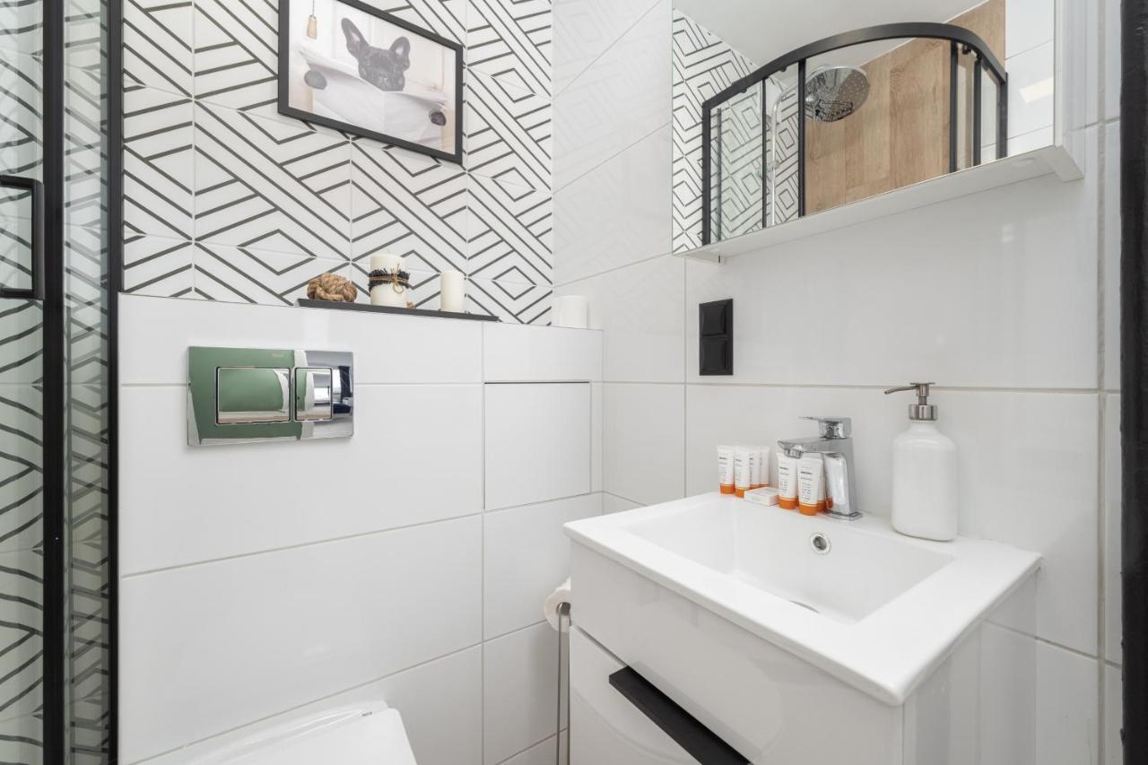Apartament Zielinskiego Centrum Wroclaw By Noclegi Renters Luaran gambar